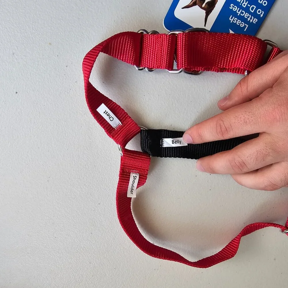 NIB PetSafe Easy Walk No Pull Dog Harness Red/Black Size Med/Large 40 to 65 lbs